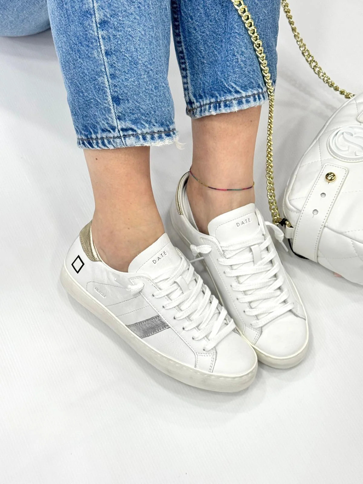 D.A.T.E. HILL LOW CALF WHITE-GOLD