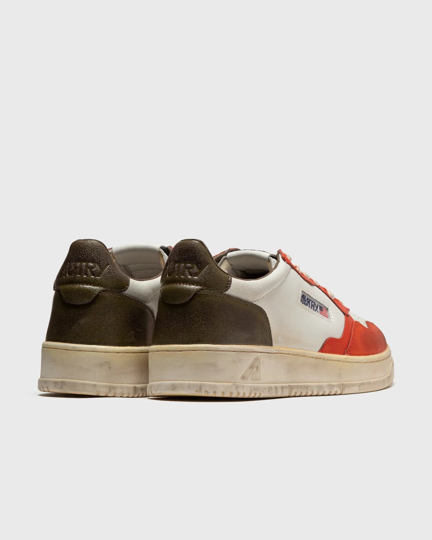 Autry sneakers medalist low super vintage AVLM SV15