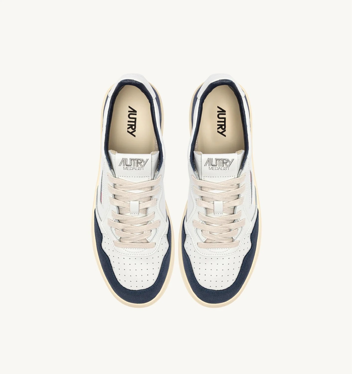 AUTRY SNEAKERS MEDALIST LOW IN PELLE BIANCA E SUEDE DENIM AULM FT22