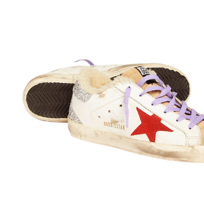 Golden Goose   Sneakers Super-Star con fodera in montone e stella in camoscio rosso
