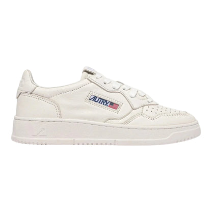 Autry Medalist Low AULW SG07 in Pelle di Capra Stone Washed Total White (Woman)